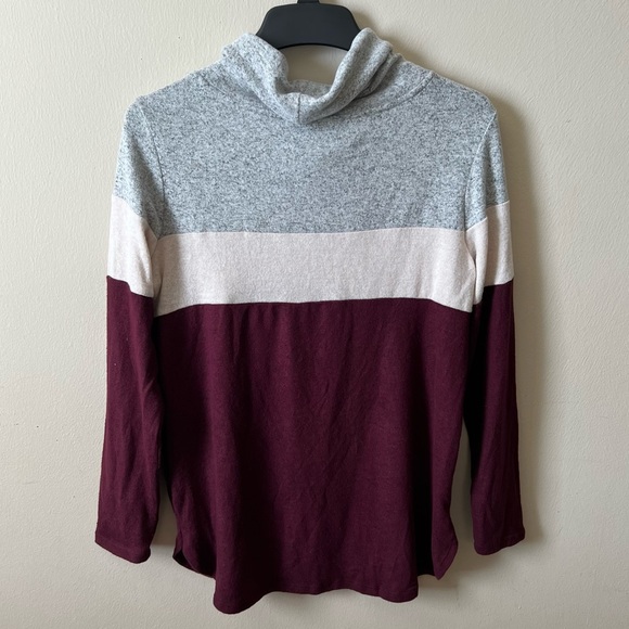 MARKET & SPRUCE Soft Curved Hem Colorblock Drawstring Cowl Neck Pullover Sweater - Picture 7 of 8